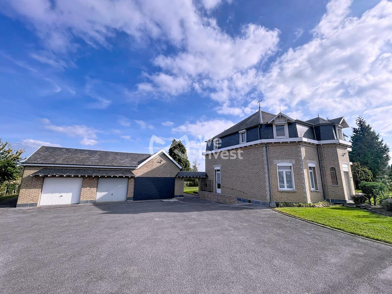 Maison - 217 m² - 8 pièces