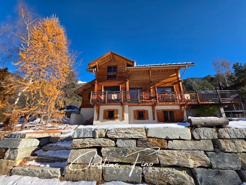 Châlet - 162 m² - 10 pièces