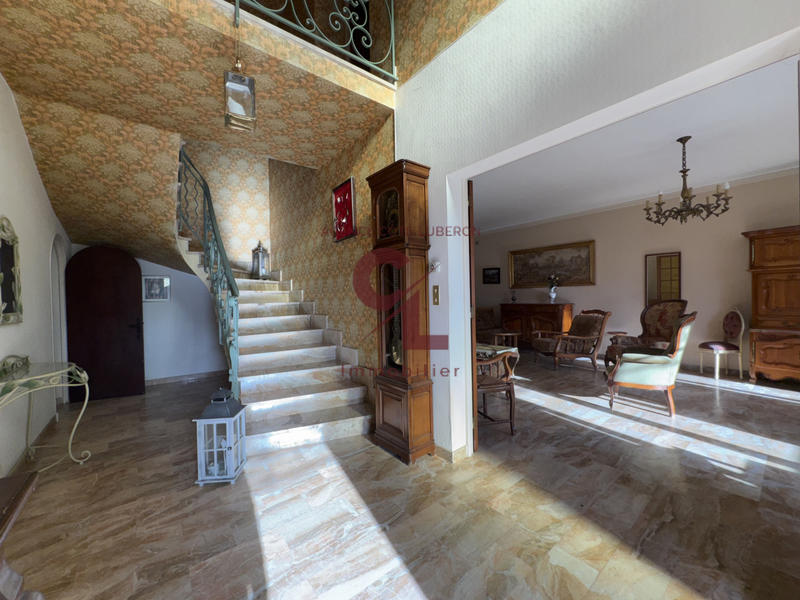 Maison - 170 m² - 5 pièces