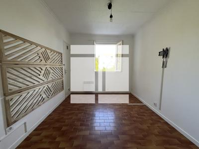 Appartement - 60 m² - 4 pièces