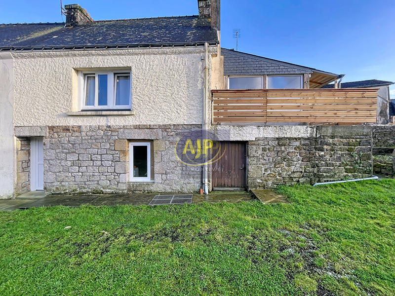 Maison - 94 m² - 5 pièces