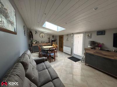 Maison - 87 m² - 5 pièces