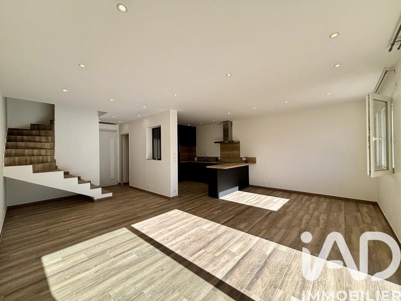 Maison - 77 m² - 4 pièces