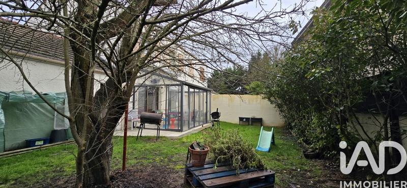 Maison - 94 m² - 5 pièces