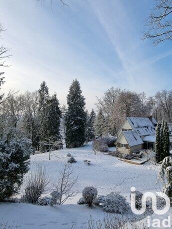 Maison - 270 m² - 9 pièces