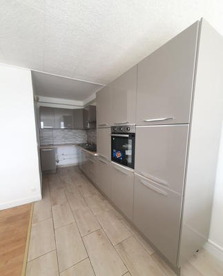 Appartement - 77 m² - 4 pièces