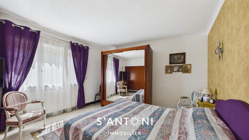 Appartement - 93 m² - 4 pièces