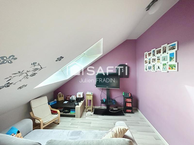 Maison - 266 m² - 11 pièces