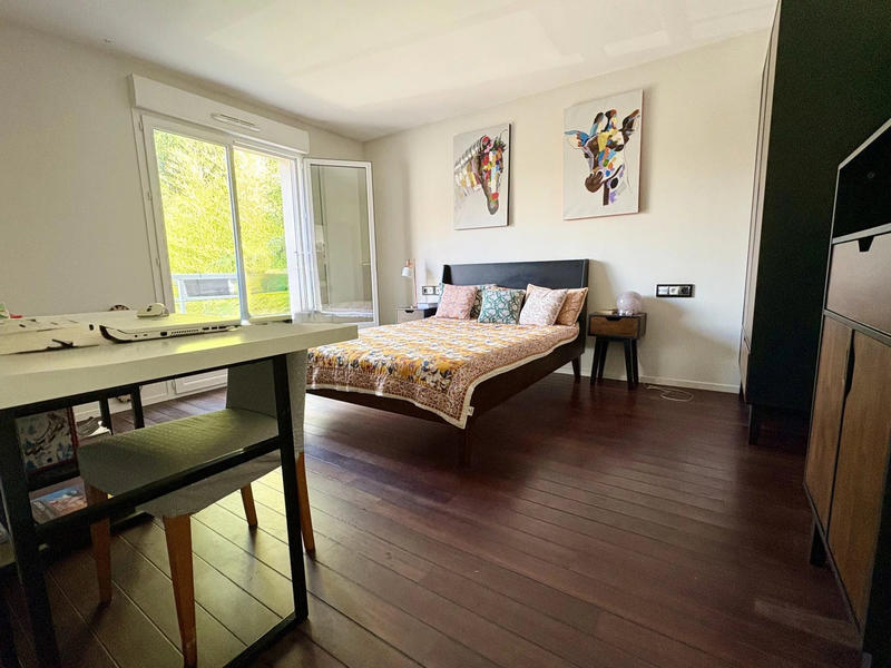 Appartement - 205 m² - 6 pièces