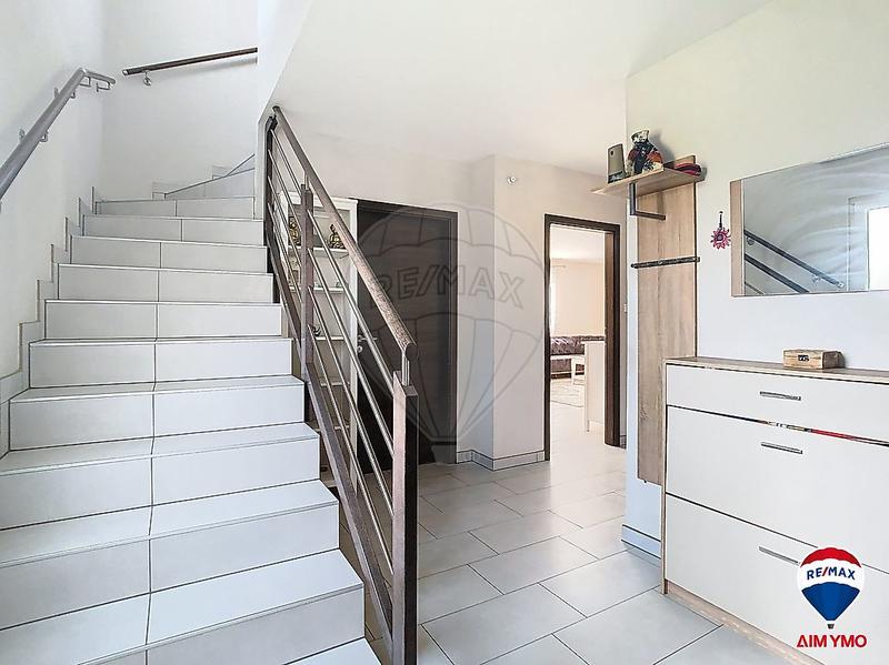 Maison - 173 m² - 8 pièces