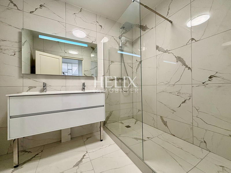 Appartement - 123 m² - 5 pièces