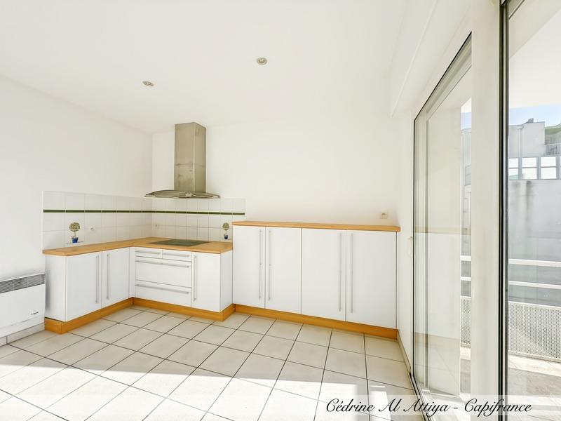 Appartement - 143 m² - 4 pièces