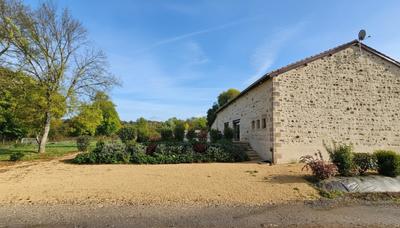 Maison - 280 m² - 4 pièces