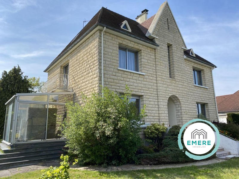 Maison - 160 m² - 5 pièces