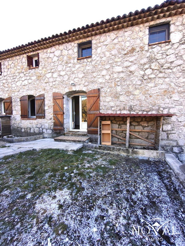 Appartement - 77 m² - 3 pièces