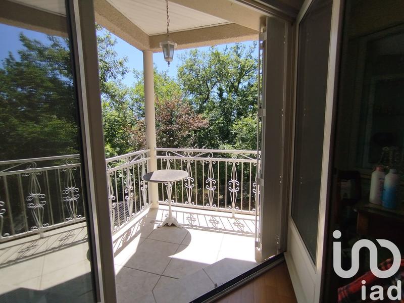 Maison - 205 m² - 8 pièces