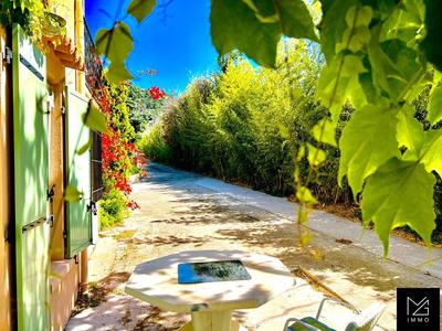 Villa - 230 m² - 8 pièces