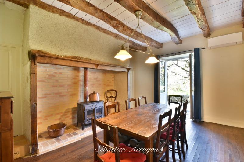 Maison en pierre - 190 m² - 8 pièces