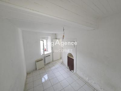 Maison de village - 65 m² - 4 pièces