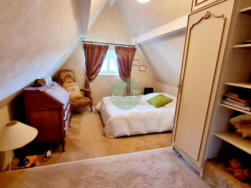 Maison - 154 m² - 8 pièces