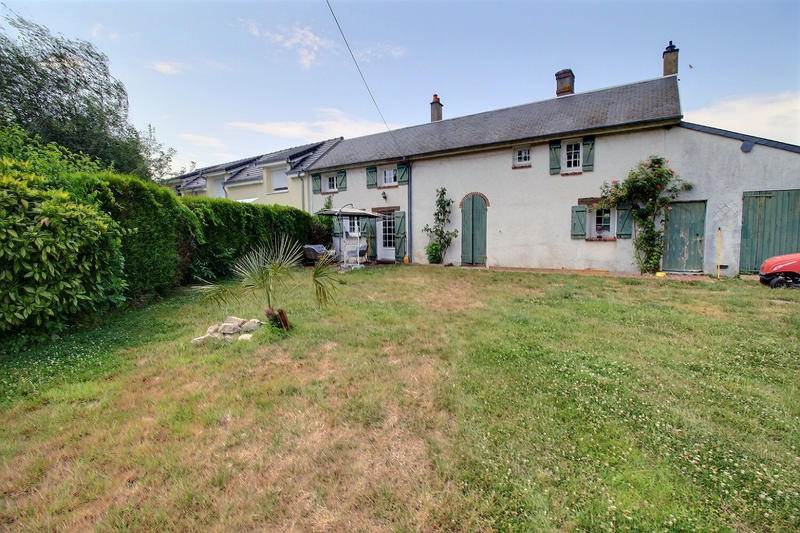 Maison - 93 m² - 5 pièces