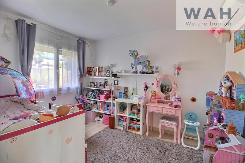 Villa - 145 m² - 6 pièces