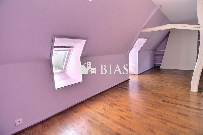 Maison ancienne - 203 m² - 11 pièces