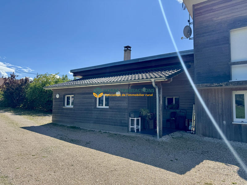 Maison ancienne - 204 m² - 8 pièces