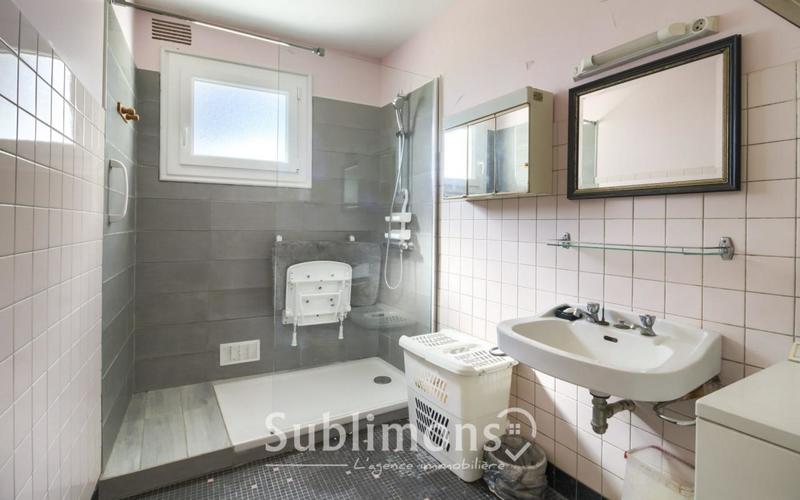 Maison traditionnelle - 122 m² - 5 pièces