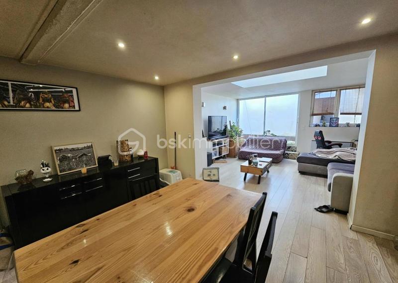 Immeuble - 116 m² - 6 pièces