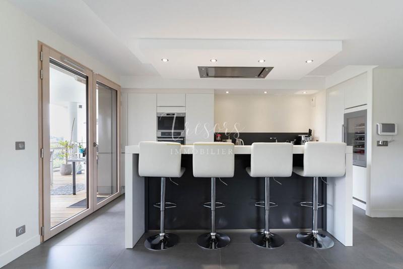 Maison - 160 m² - 8 pièces