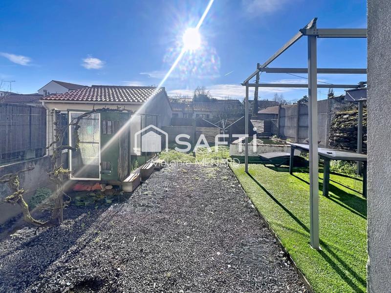 Maison - 88 m² - 4 pièces