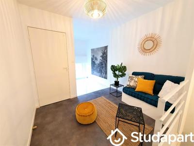 Chambre - 10 m² - 1 pièce