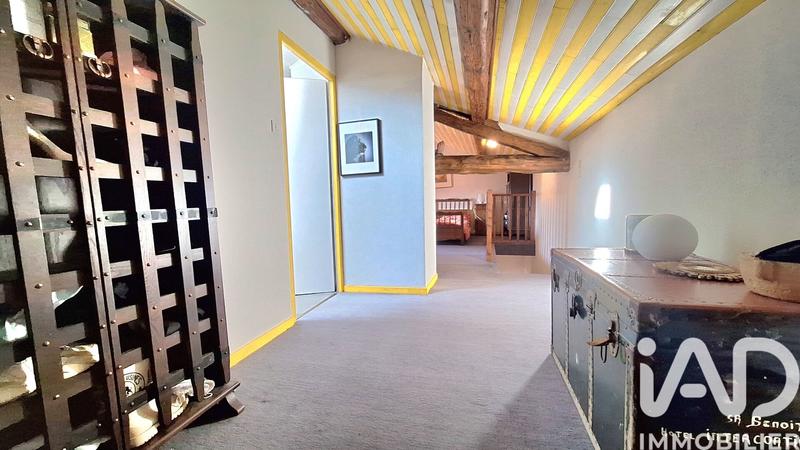 Maison - 240 m² - 6 pièces