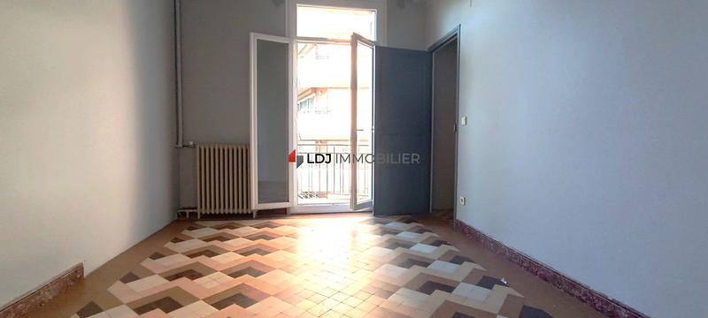 Appartement - 100 m² - 3 pièces