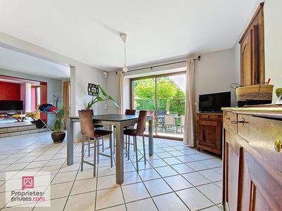 Maison - 156 m² - 5 pièces