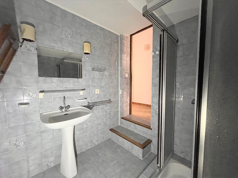 Immeuble - 257 m² - 12 pièces