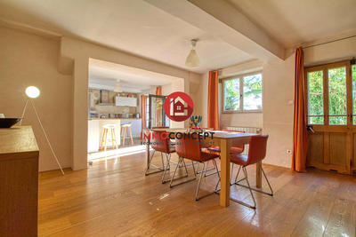 Maison ancienne - 160 m² - 7 pièces