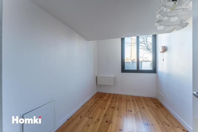 Maison - 210 m² - 7 pièces