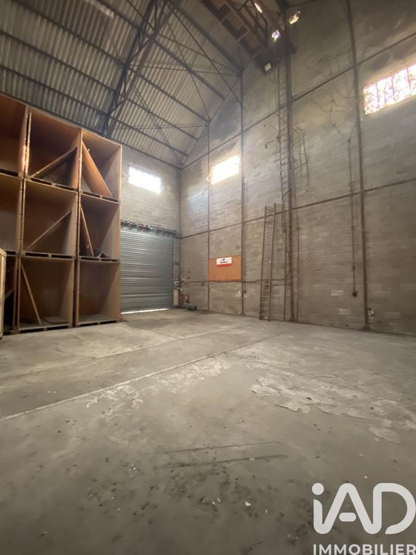 Maison - 900 m² - 15 pièces