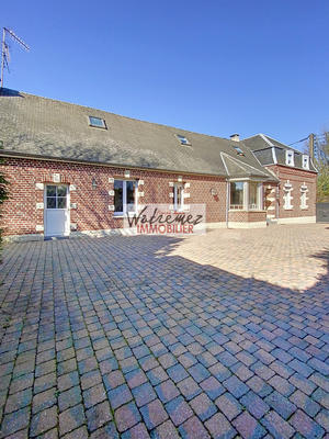 Maison - 185 m² - 8 pièces