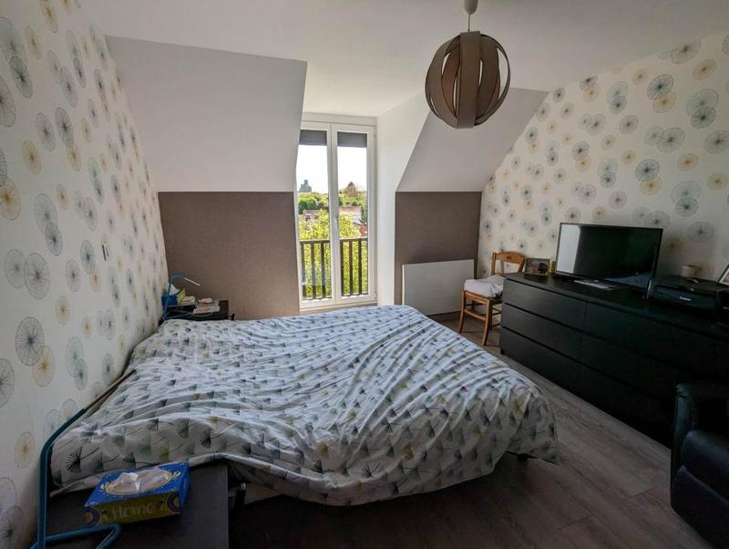 Pavillon - 130 m² - 8 pièces