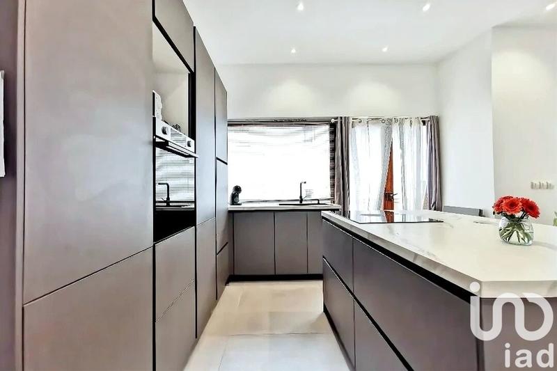 Maison - 157 m² - 7 pièces