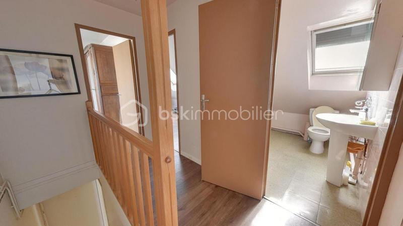 Maison traditionnelle - 115 m² - 8 pièces