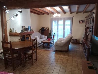Maison - 102 m² - 4 pièces