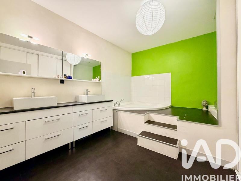 Appartement - 119 m² - 5 pièces