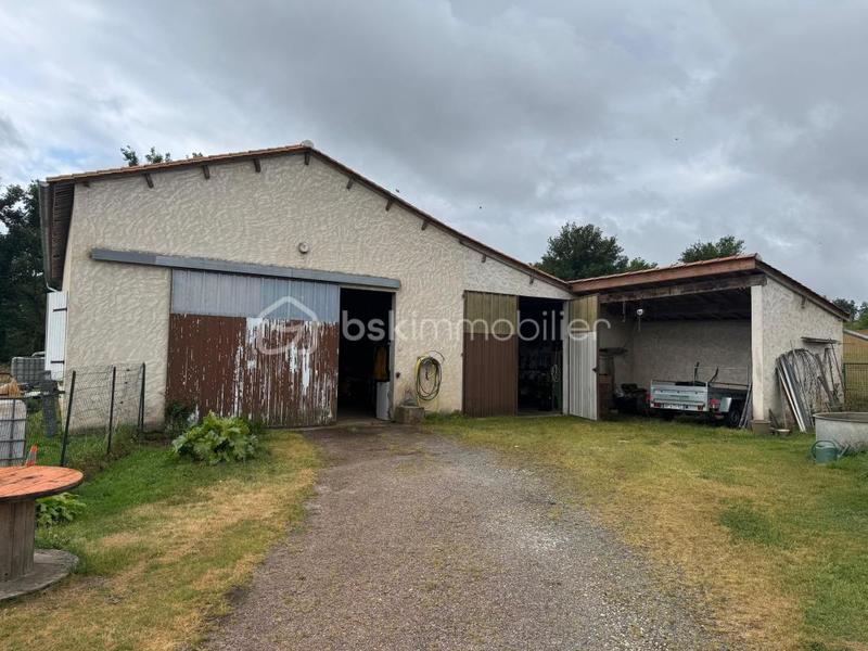 Maison traditionnelle - 159 m² - 6 pièces