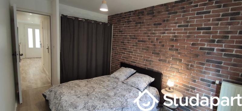 Chambre - 10 m² - 1 pièce