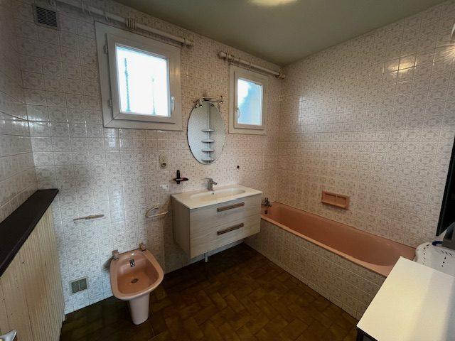 Villa - 169 m² - 6 pièces