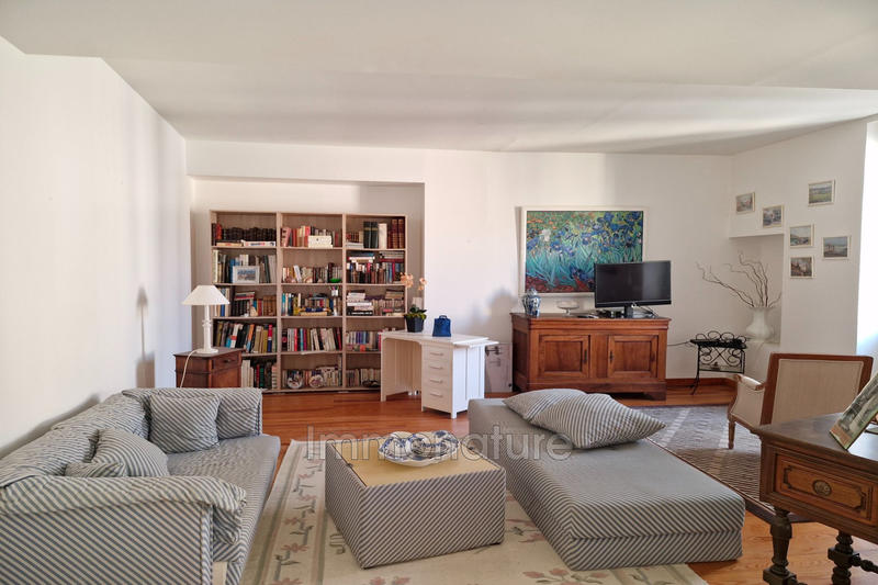 Maison - 182 m² - 7 pièces